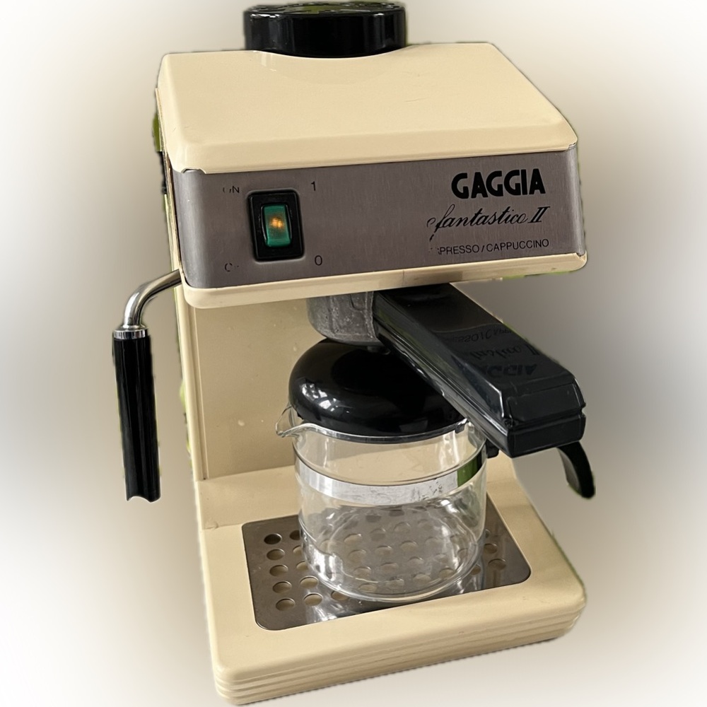 Brevetti Gaggia Fantastico II Espresso / Capuccino 2-4 Cup Coffee Machine.